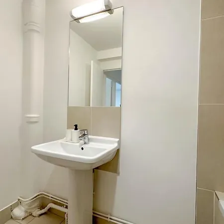 Flexliving - Whole - Lourmel Apartment